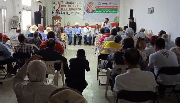 Reconoce PRI Sonora 65 años de militancia de César Barbosa