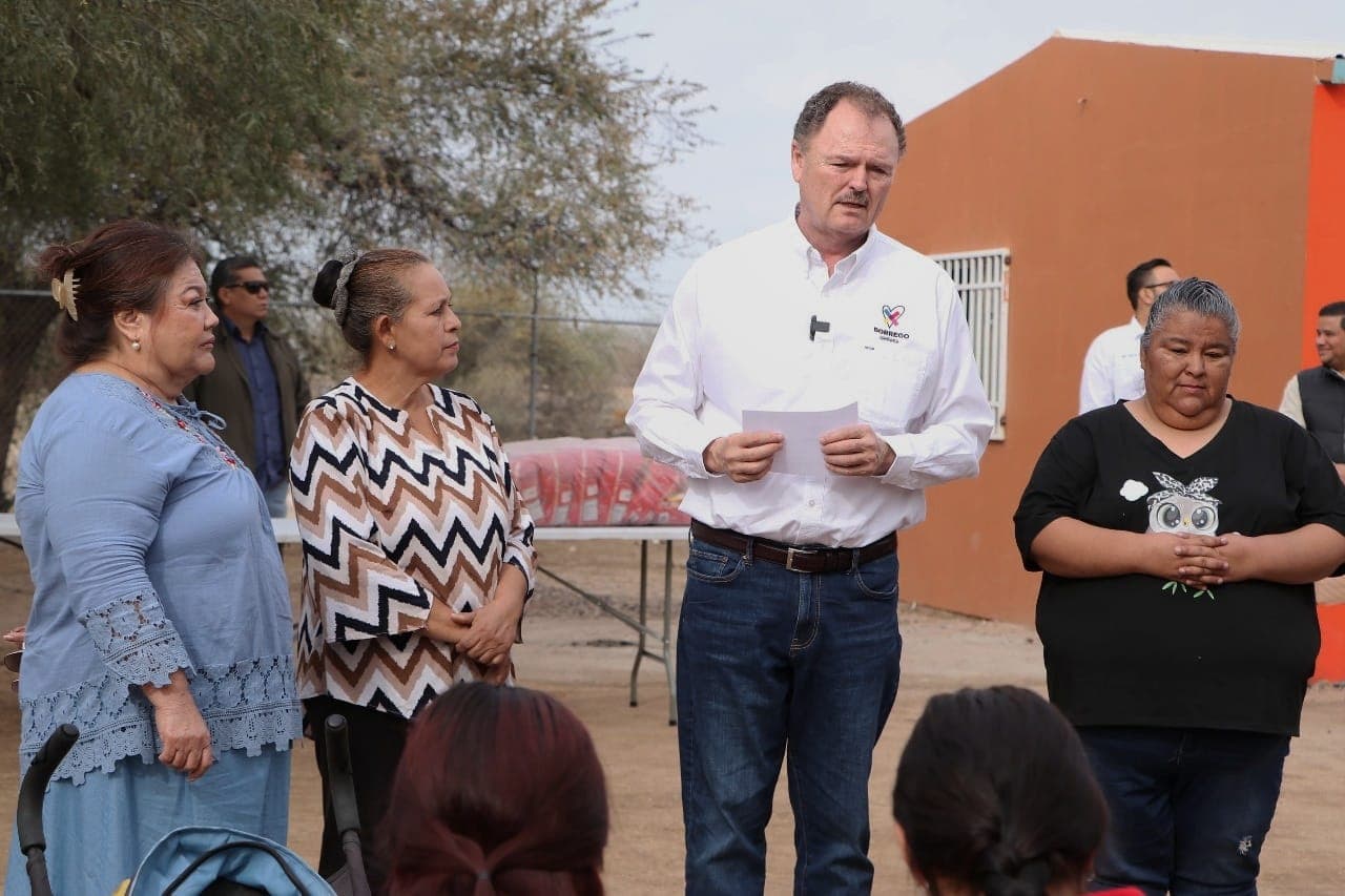 Que no te engañen, las becas y apoyos del gobierno no se acaban si nos das tu voto: "El Borrego" Gándara