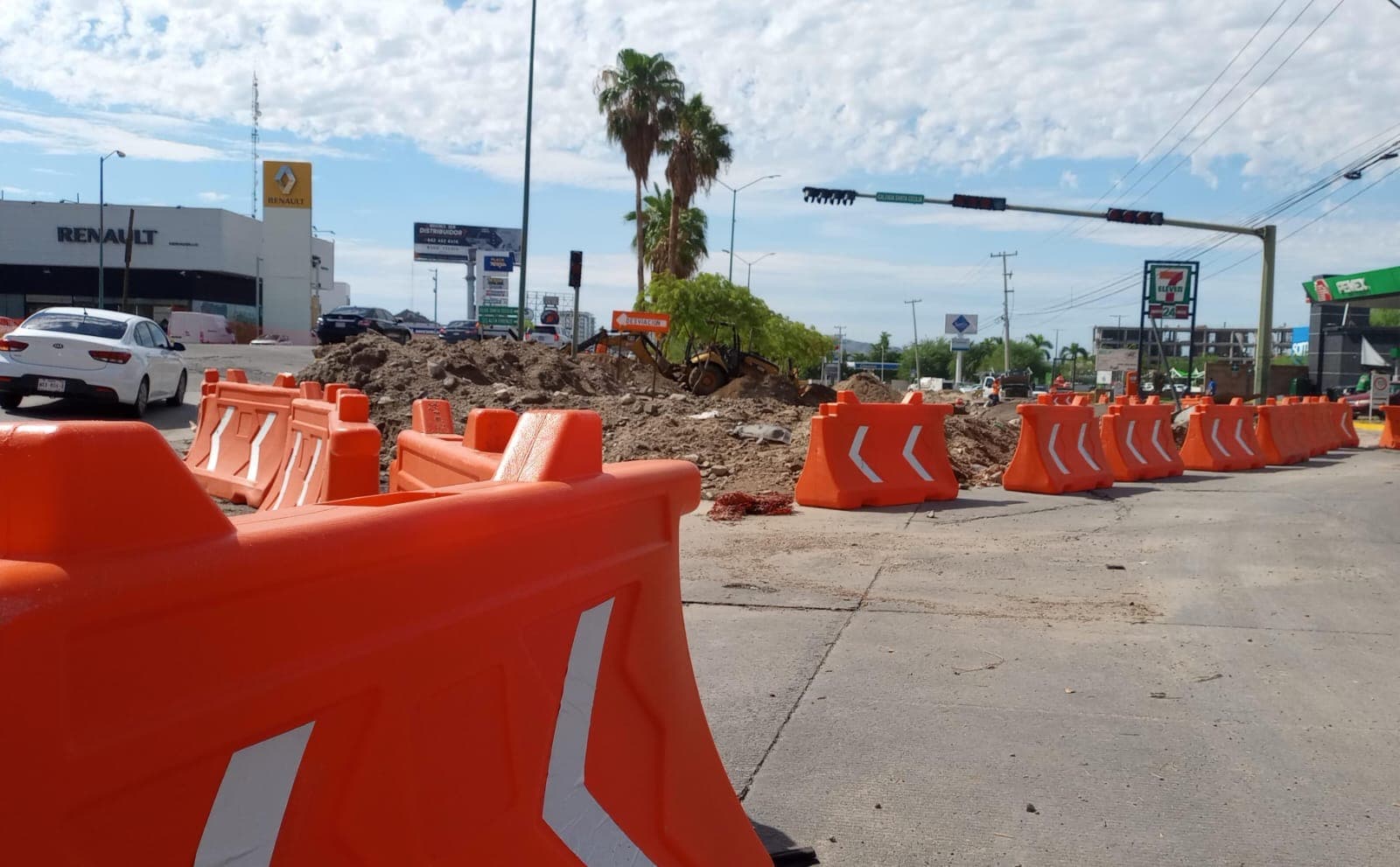 Esta semana concluye instalación de tubería en área vial del bulevar Morelos Norte; continuará reposición de concreto hidráulico