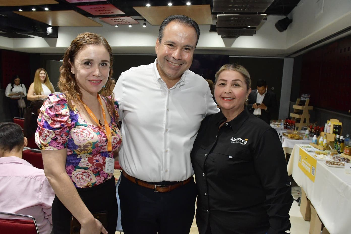 Alcalde Toño Astiazarán celebra récord de participación en “Hermosillo Conecta Comercial”