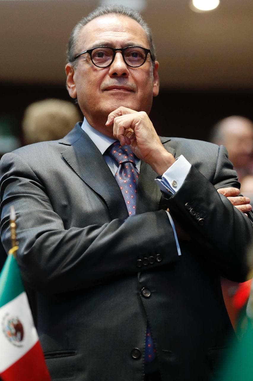 Manlio Fabio Beltrones se deslinda de las acciones de la dirigencia nacional del PRI