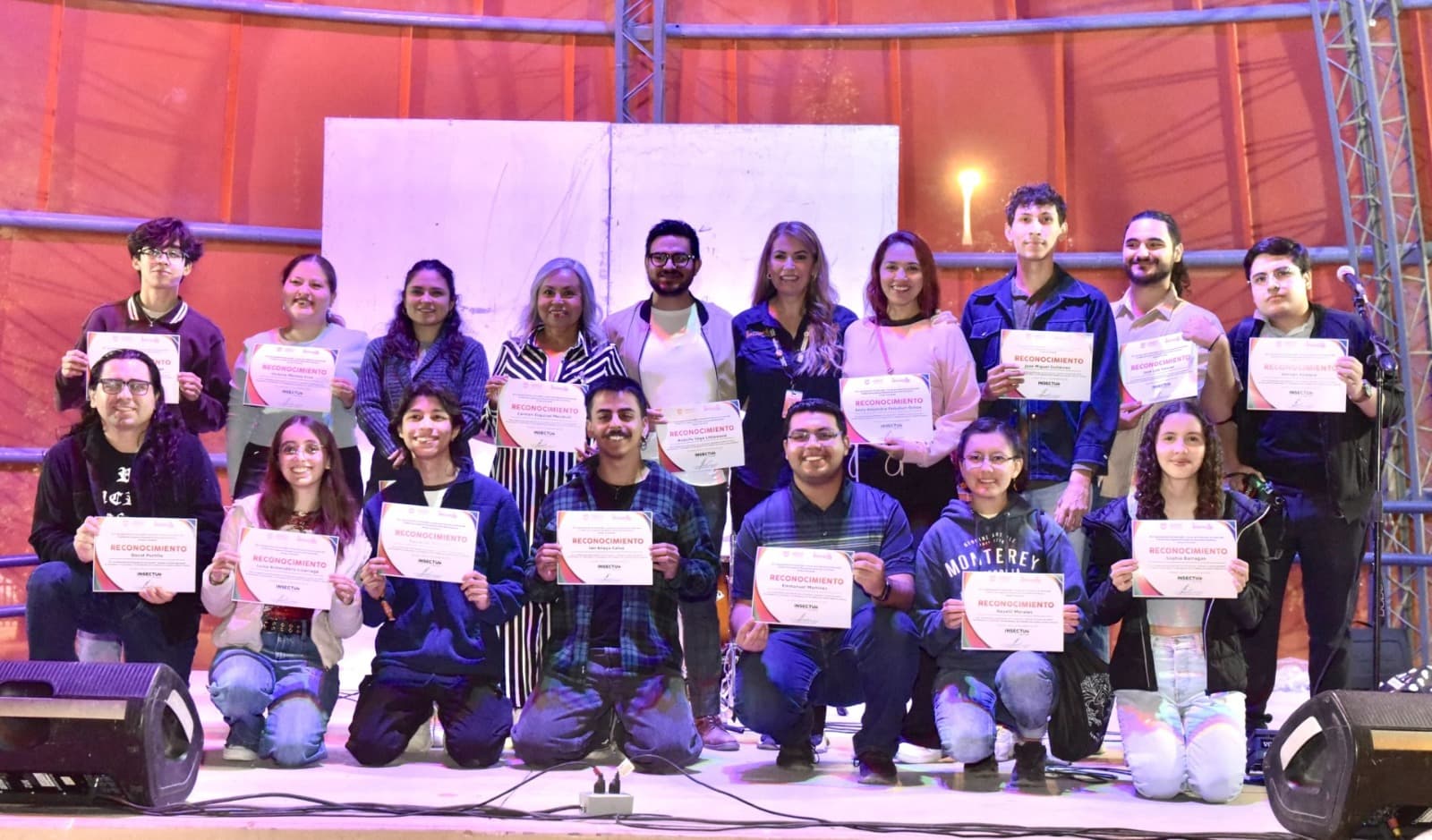 Premian a ganadores de concurso de fotografía en clausura de INSECTUS