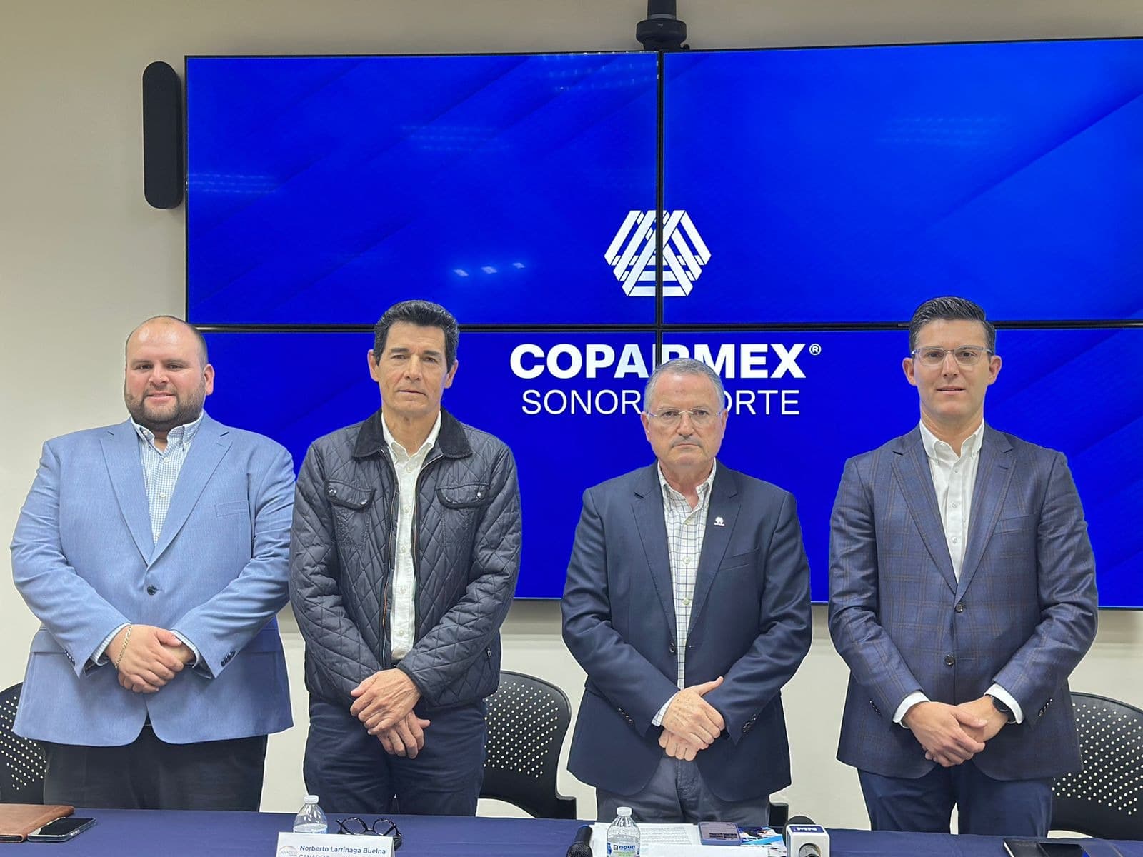 Empresarios y trabajadores de Sonora alzan la voz: piden dialogo antes de aprobarse reformas a la Ley del Infonavit