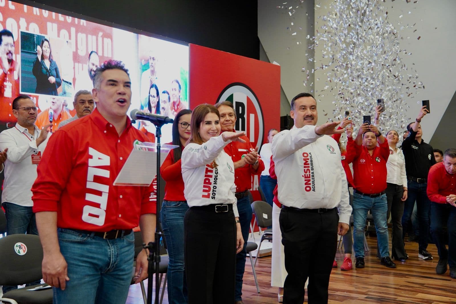 Llegamos a este PRI con la cara limpia y la frente en alto: Lupita Soto
