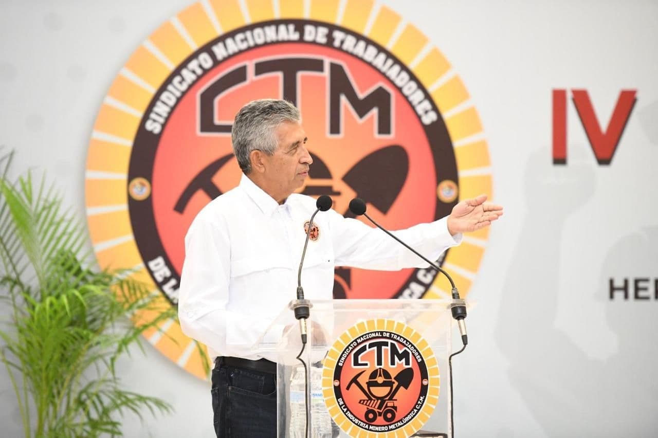 Javier Villarreal Gámez es reelecto secretario general del Sindicato Minero de la CTM