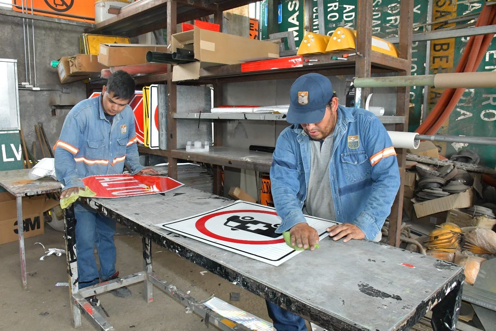 Gobierno Municipal avanza en señalización y semaforización en Hermosillo
