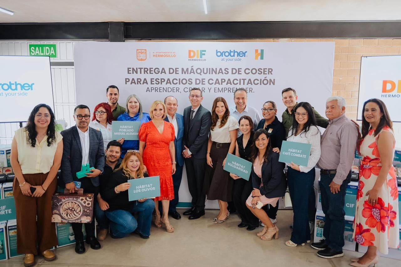 Patty Ruibal y Toño Astiazarán impulsan autoempleo al otorgar 100 máquinas de coser donadas por la empresa Brother
