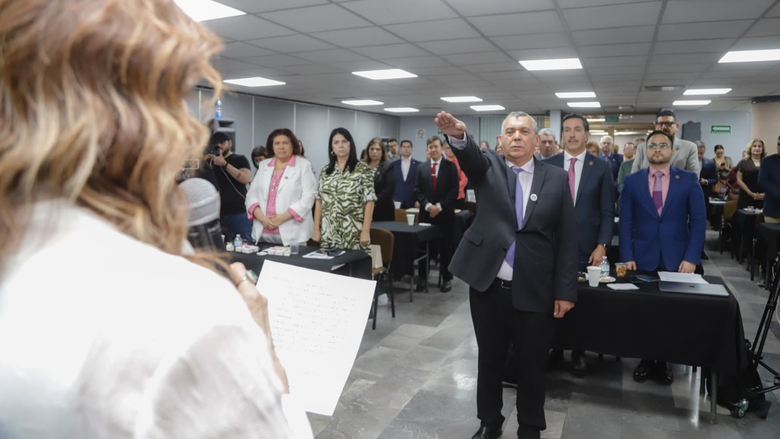Rinde protesta Cervando Flores como presidente de la CEDH ante el Congreso de Sonora