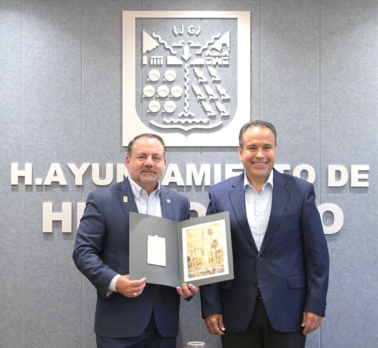 Toño Astiazarán establece vínculos de cooperación con Yuma, Arizona, para el desarrollo de ambas ciudades