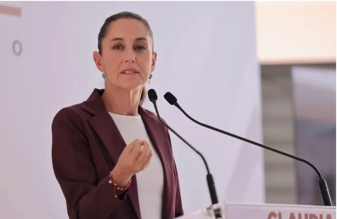 Claudia Sheinbaum estima más de 21 millones de niñas, niños y jóvenes beneficiados durante su sexenio con la beca para estudiantes de educación básica