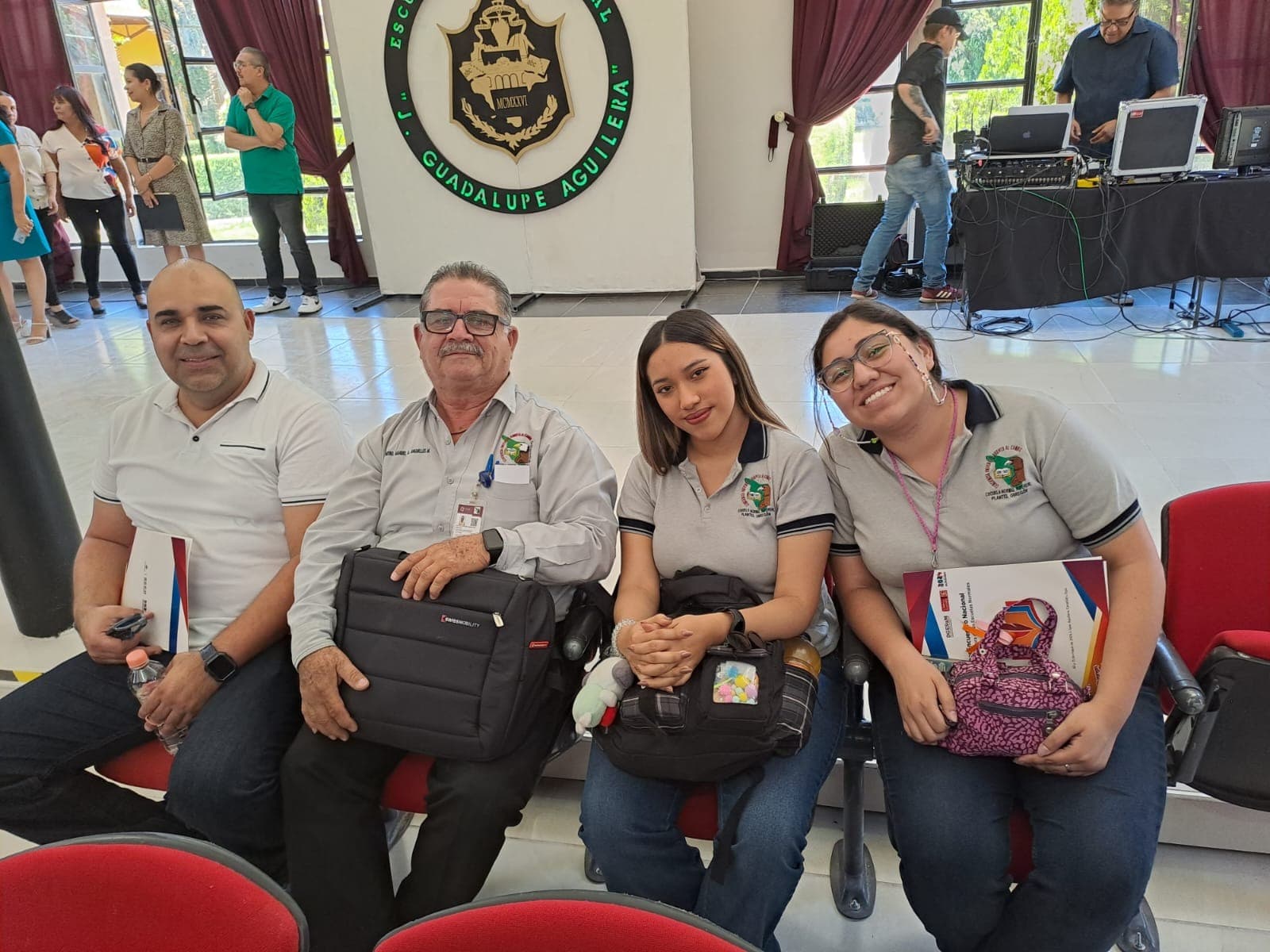 Participan normalistas sonorenses en Encuentro Nacional de Clubes de Lectura de Normales