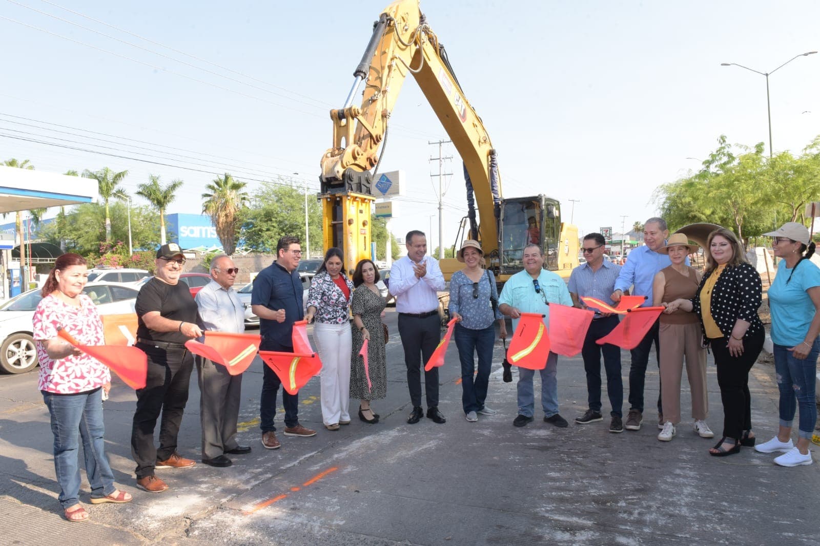 Toño Astiazarán inicia obra que mejorará el abasto de agua en 100 colonias