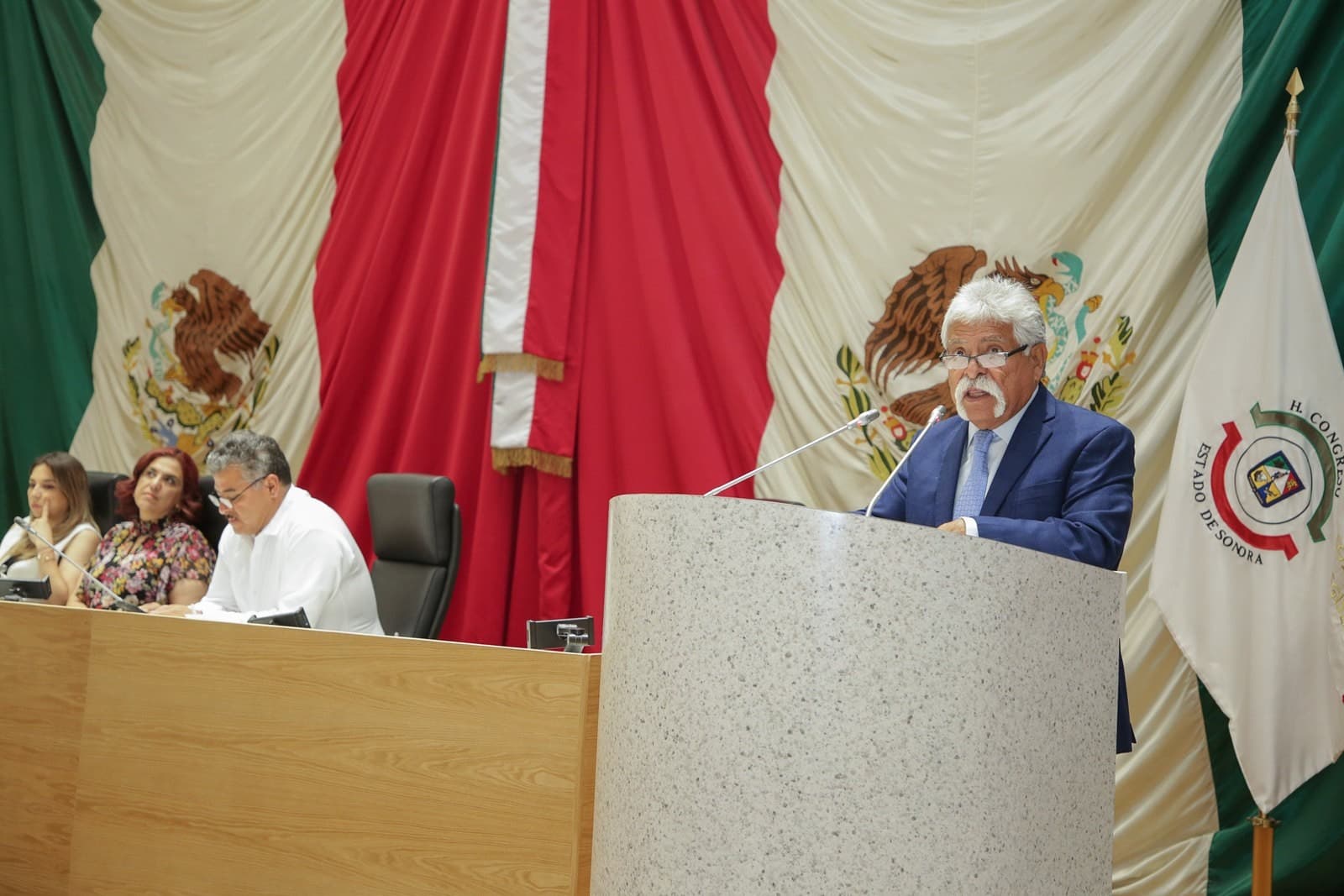 La carta de no antecedentes penales no será impedimento para desempeñar el derecho al trabajo