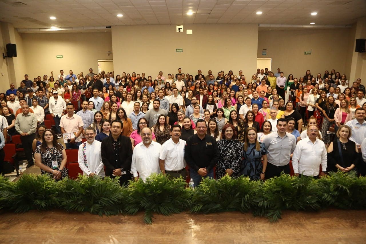 Fortalece SEC Sonora la oferta de actualización y formación del magisterio