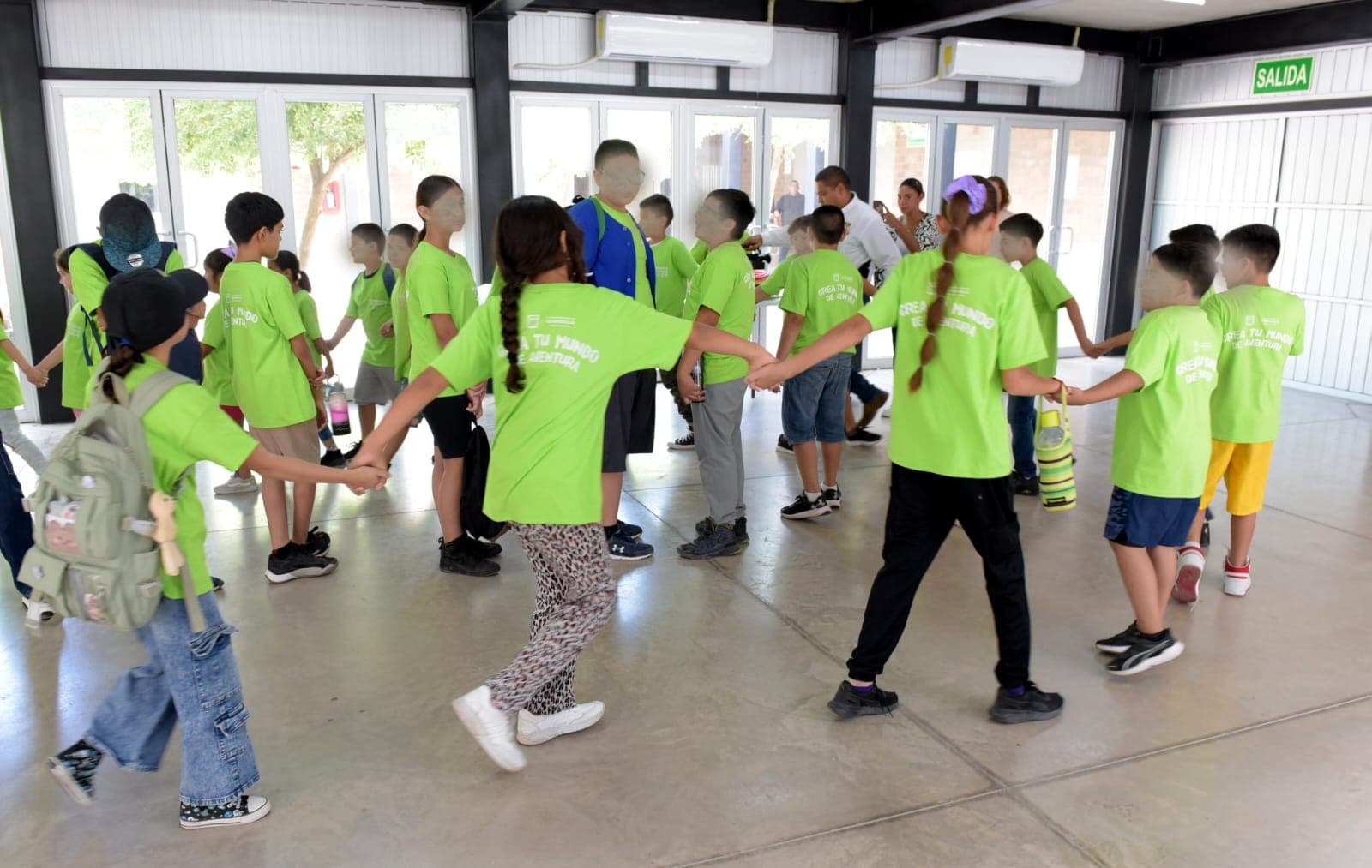 “Crea tu mundo de aventuras" es el campamento de verano que se ofreció con éxito en el Centro de Atención en Las Minitas