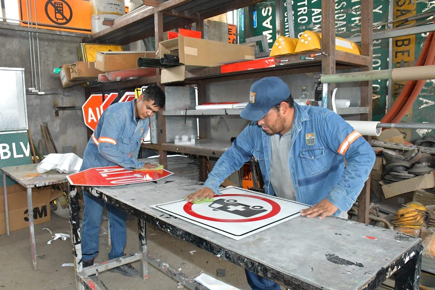 Resuelve Gobierno de Hermosillo faltantes en señalamientos verticales