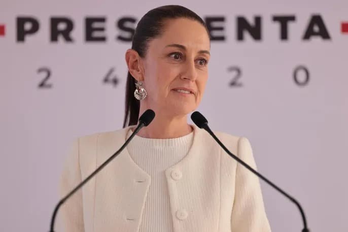 No vamos a abandonar, ni dar carpetazo, vamos a seguir trabajando sobre caso Ayotzinapa: Claudia Sheinbaum