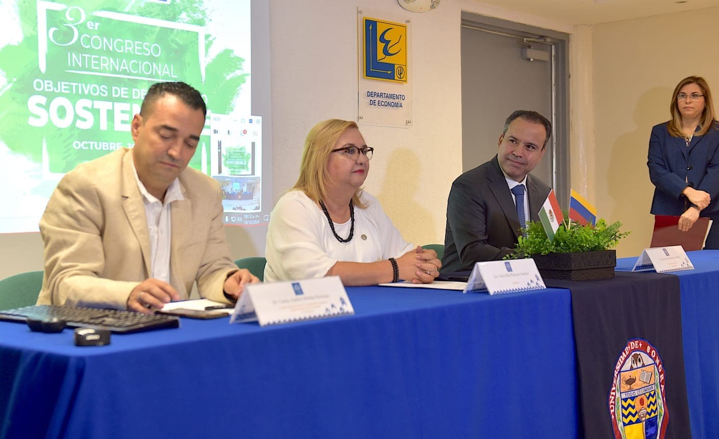 Alcalde Toño Astiazarán confirma el transporte eléctrico gratuito a estudiantes universitarios a partir de enero