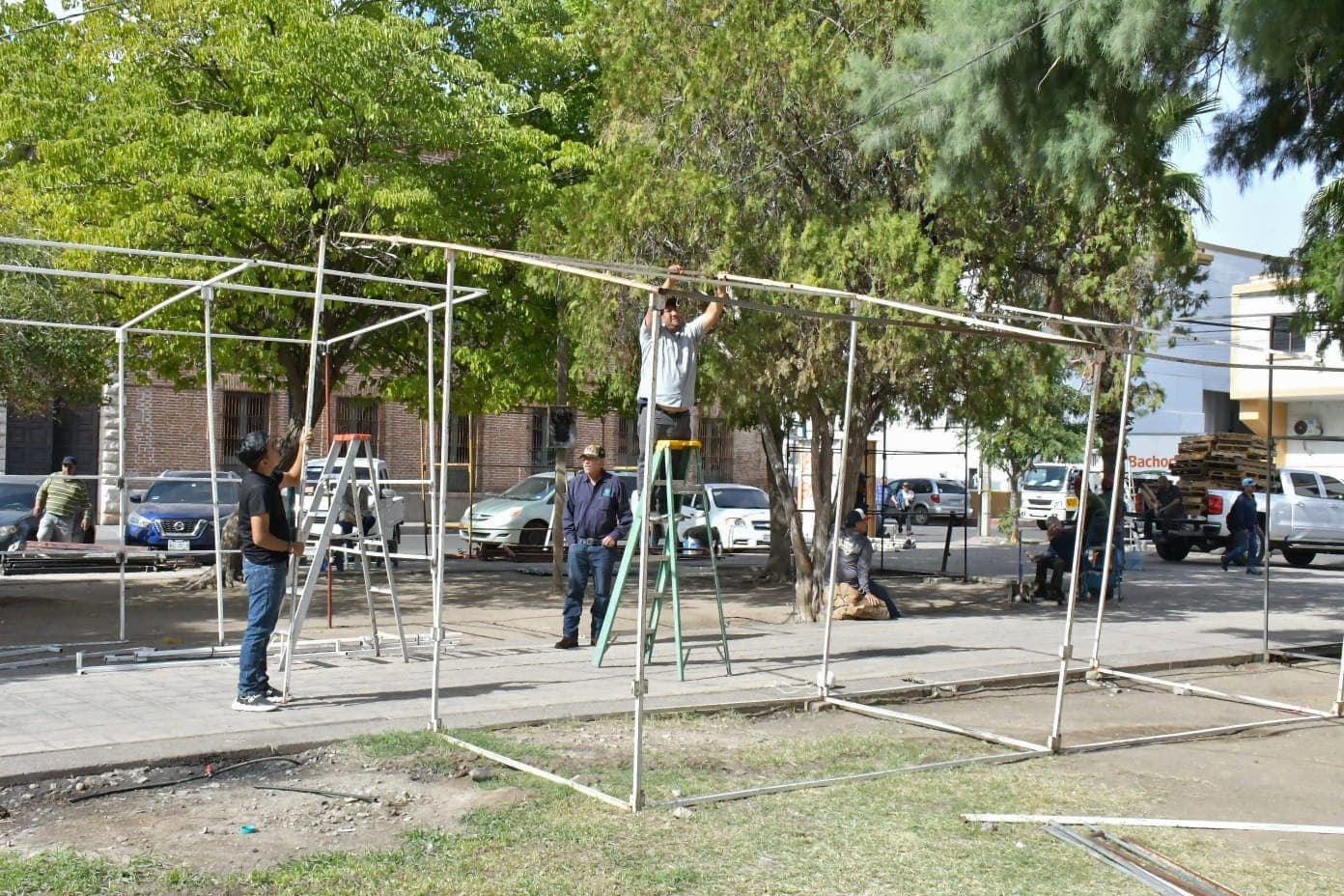 Inicia este martes Tianguis Navideño en parque El Mundito