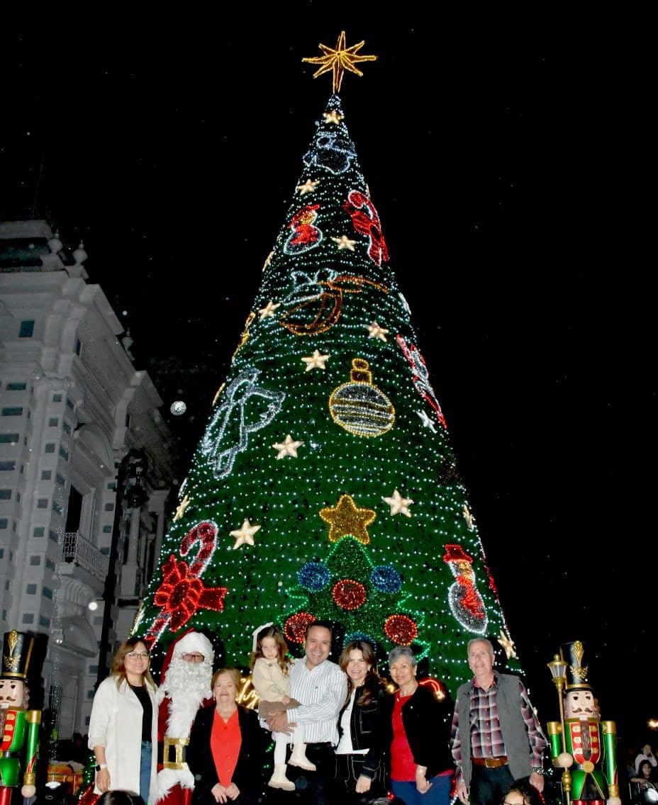 La magia de la Navidad ilumina a Hermosillo