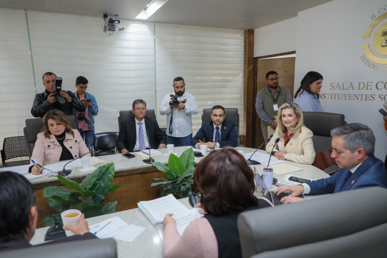 Congreso de Sonora aprueba en comisión paquete económico 2025