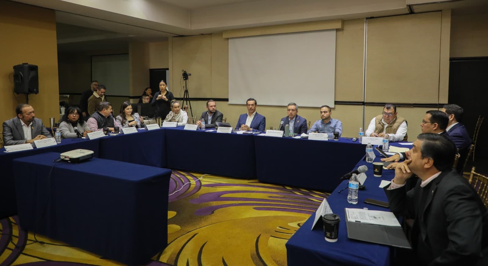 El Congreso de Sonora escucha propuestas sobre reforma electoral en tres municipios