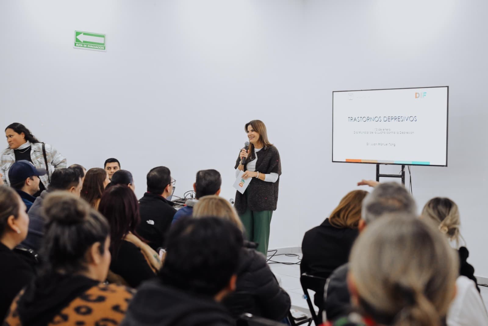 Patty Ruibal promueve la atención de la salud mental en familias hermosillenses