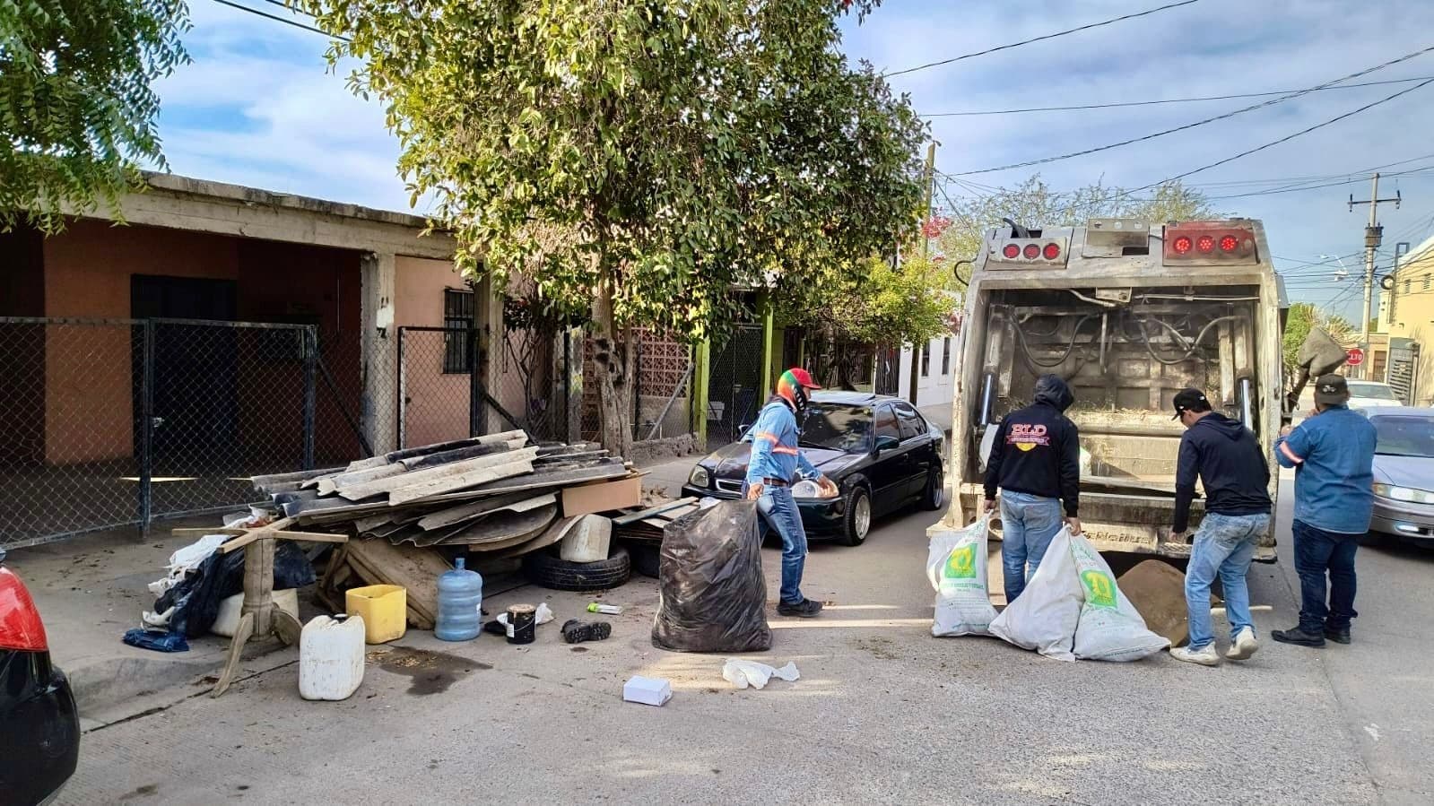 Ayuntamiento de Hermosillo retira 9 toneladas de desechos en descacharre en la Jacinto López