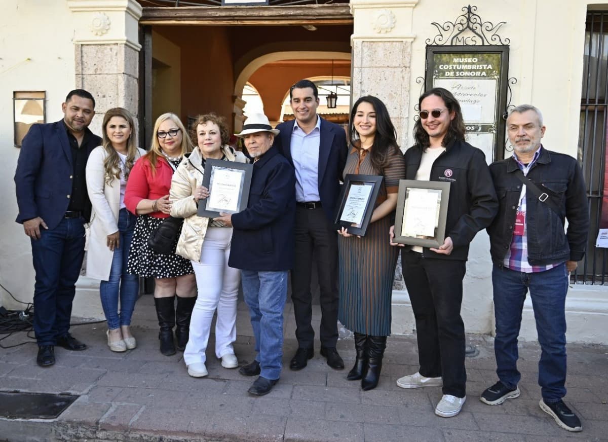 Reciben reconocimiento Telemax y Radio Sonora por su destacada cobertura y difusión del FAOT