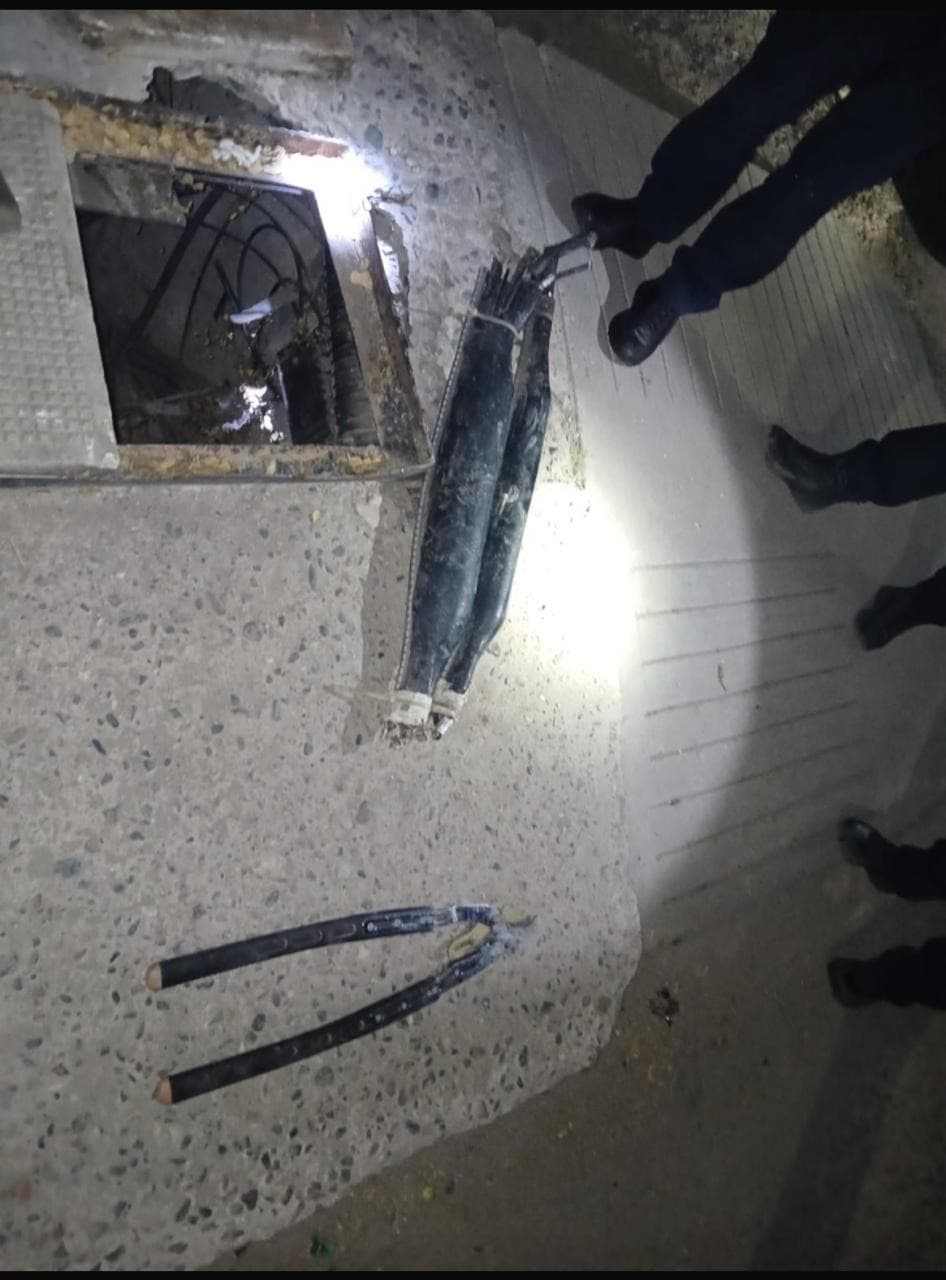 Detienen a una persona por robo de cable telefónico