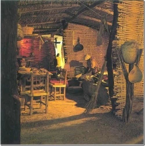 El Museo de los Yaquis / Bernardo Elenes Habas