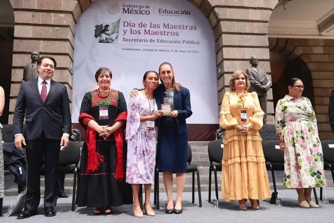 Presidenta Claudia Sheinbaum anuncia incremento salarial del 9% para los maestros de México
