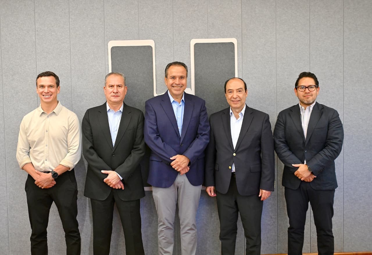 Alcalde Toño Astiazarán anuncia inversión de Walmart por más de mil millones de pesos en Hermosillo
