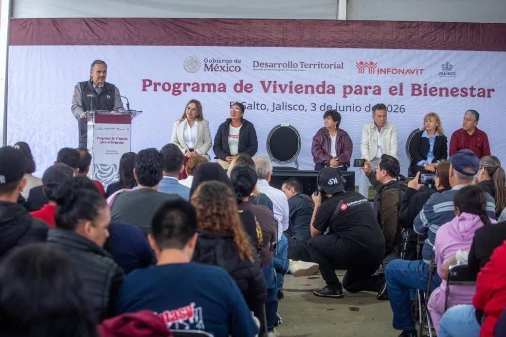 Realiza INFONAVIT primera entrega de viviendas del Bienestar en Jalisco