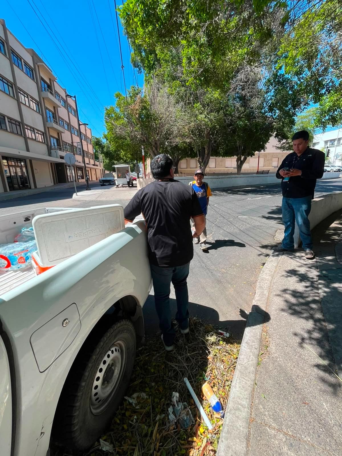 Gobierno de Hermosillo implementa operativo de hidratación ante altas temperaturas