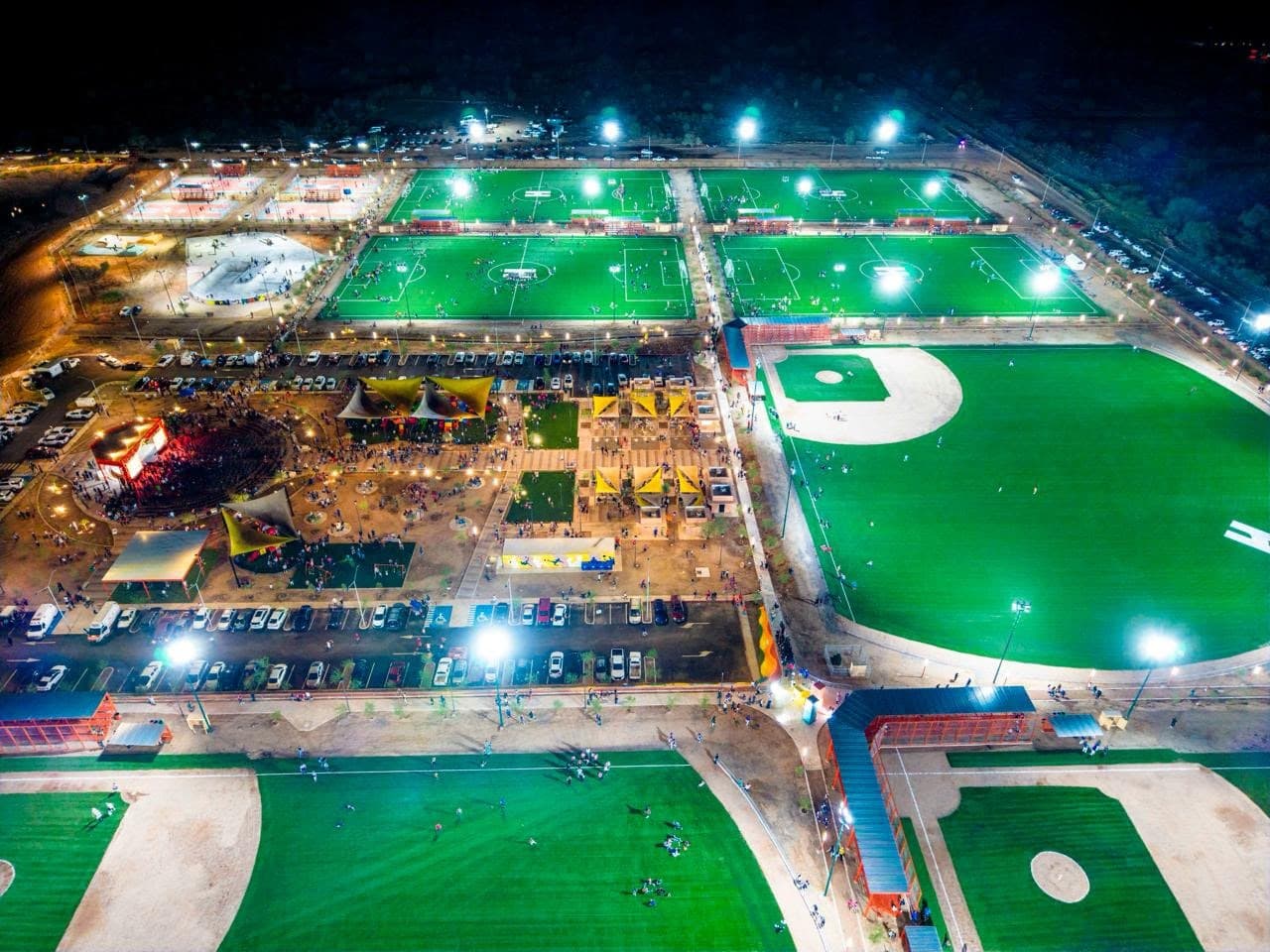 Toño Astiazarán inaugura nuevo Cárcamo H junto a familias y deportistas