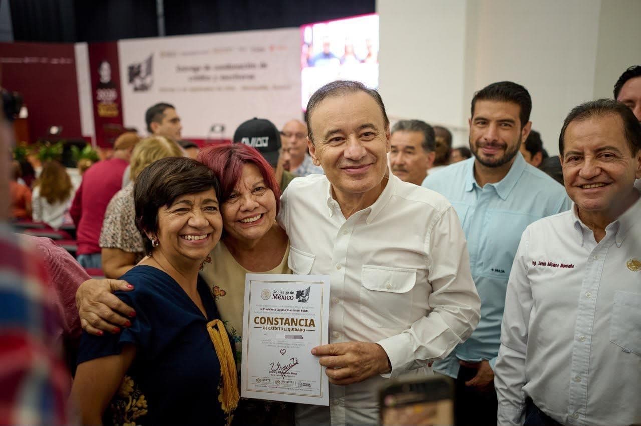 Gobierno estatal y Sedatu aseguran el patrimonio de familias sonorenses con entrega de escrituras y créditos liquidados